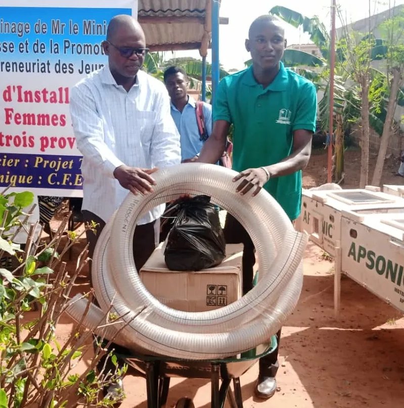 Agriculture et élevage : remise de kit d’installation dans la ville de Sya