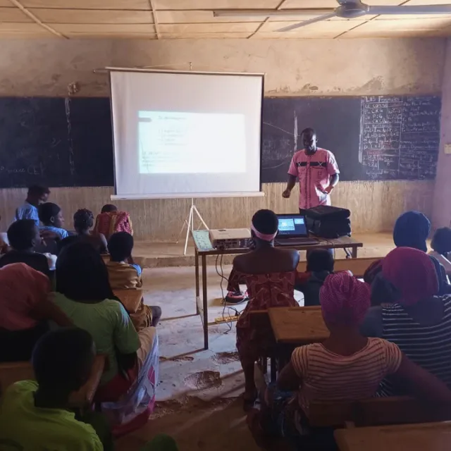 Inciter la Jeunesse Burkinabé à l'Entrepreneuriat Agricole et à l'Élevage : Une Formation Éclairante